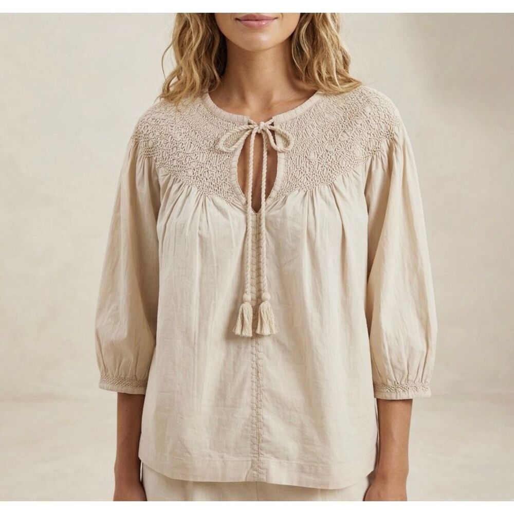 Evereve Top Blouse NWOT Smocked 3/4 Sleeve Boho Cream Small